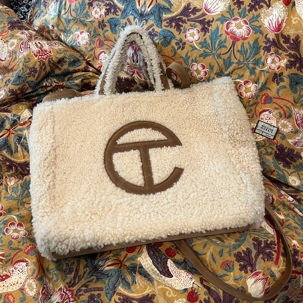TELFAR UGG Suede Shearling Medium Shopping Bag Natural